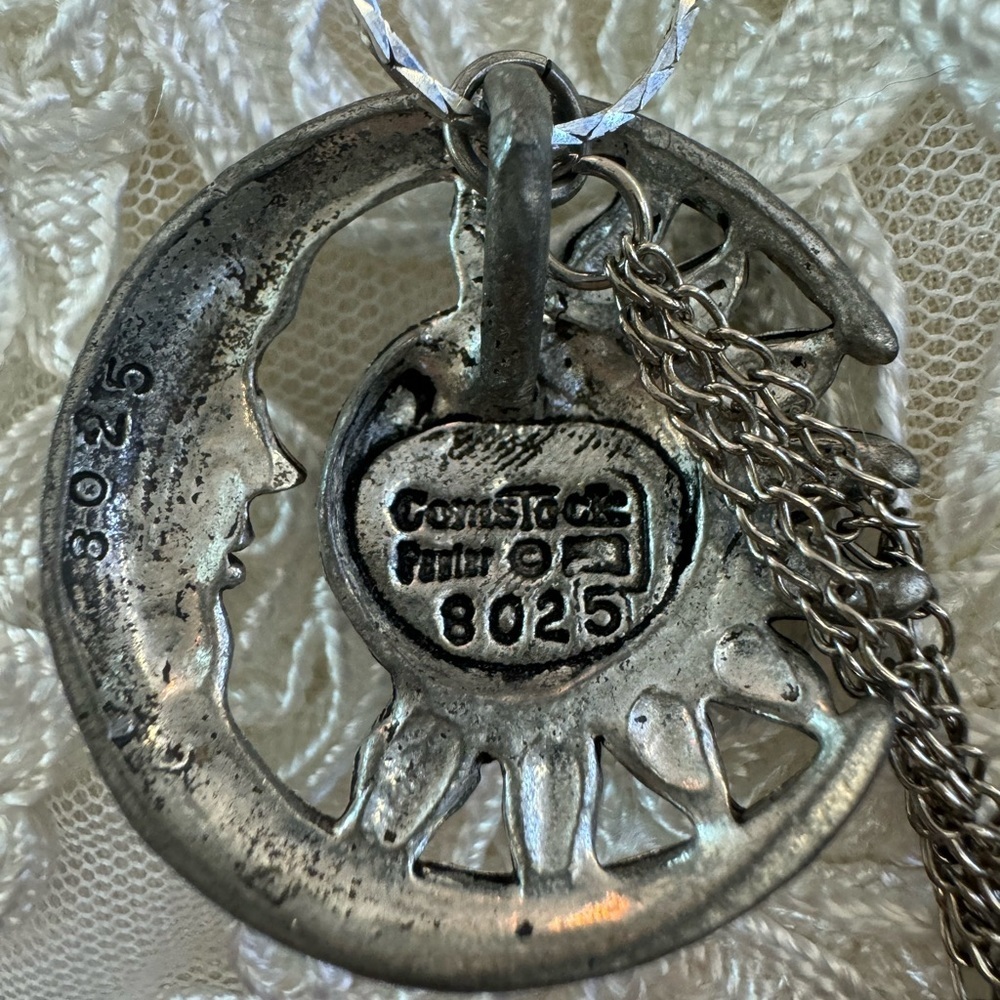 VTG 90s Celestial Sun Moon Silver Pendant Necklace - Picture 3 of 3